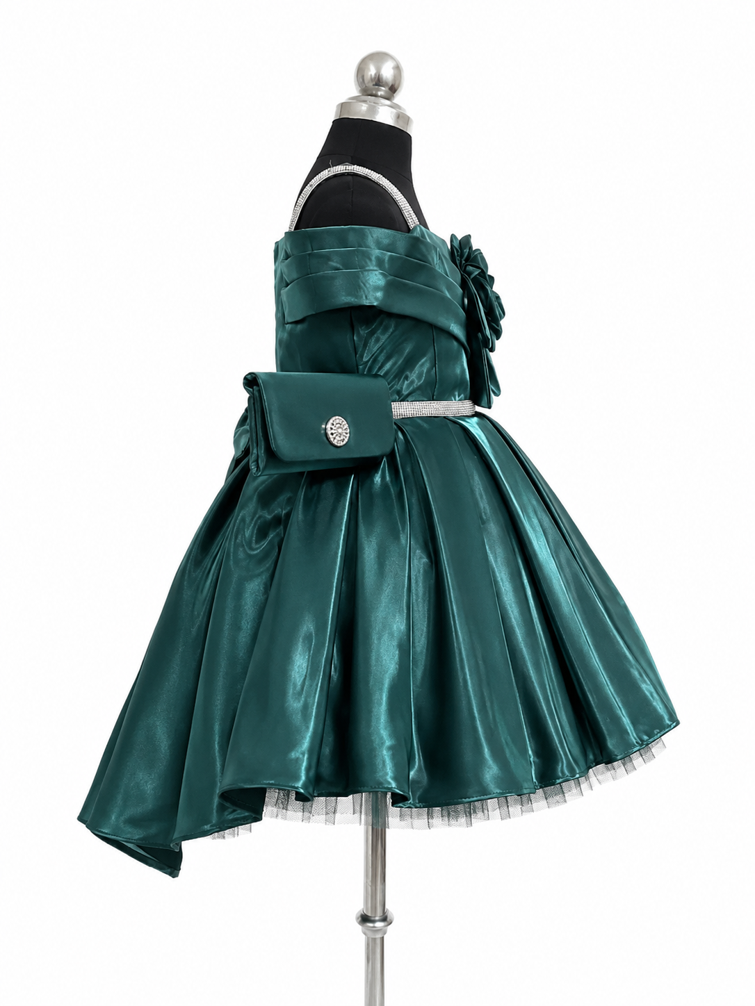 Elegant emerald green satin formal dress